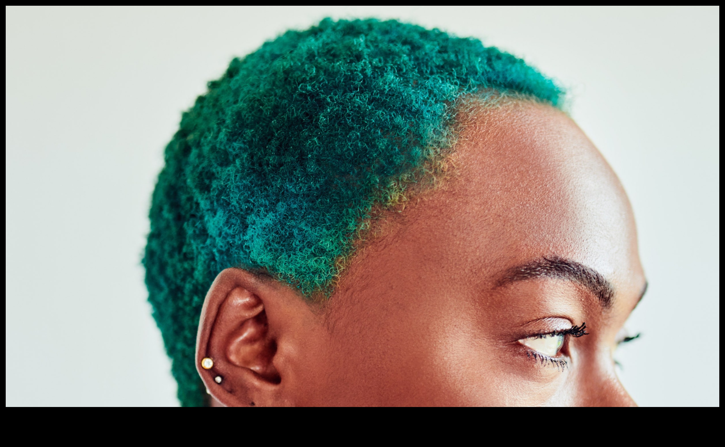 פריצות לצבע שיער עשה זאת בעצמך: טריקים של מומחים להצלחה בבית