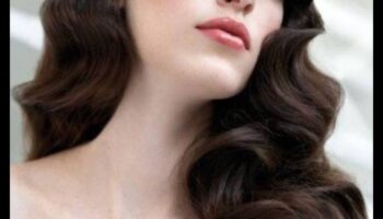 אלגנטיות נצחית: תסרוקות וינטג' ברונטיות למשיכה קלאסית